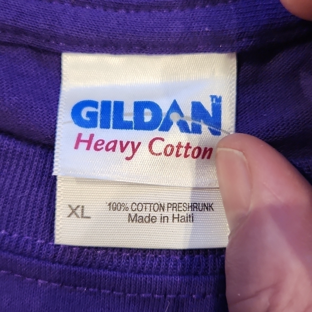 GILDAN Heavy Cotton Purple Washington D.C. T-shirt - Picture 4 of 4